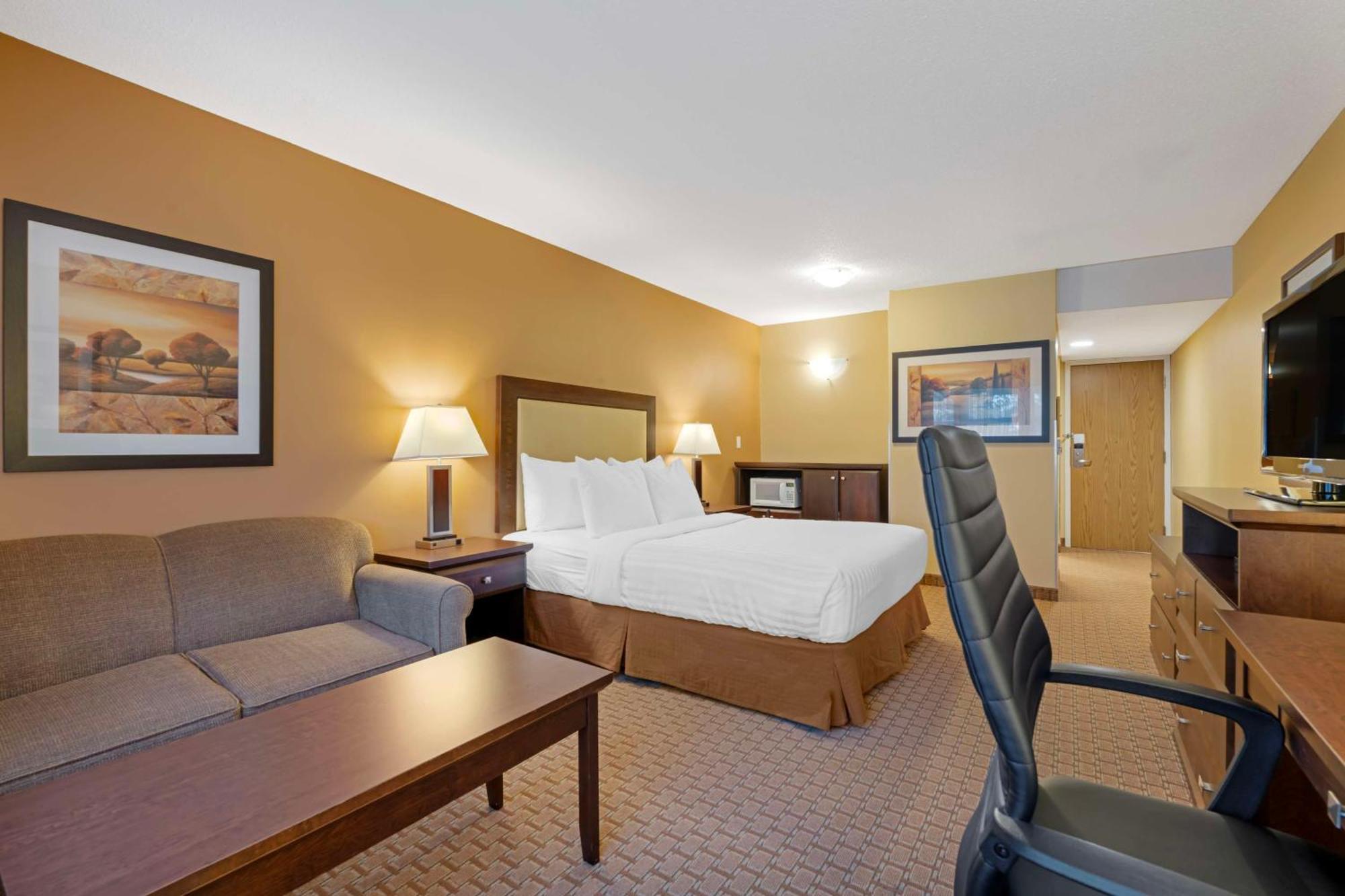 Best Western Plus Emerald Isle Hotel Sidney Exterior photo