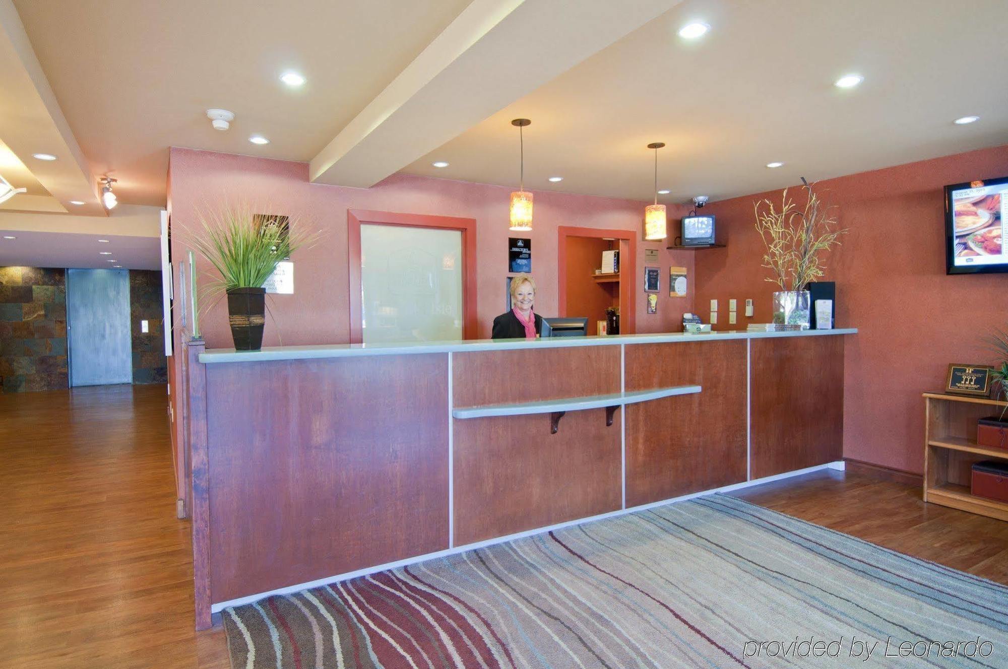 Best Western Plus Emerald Isle Hotel Sidney Interior photo